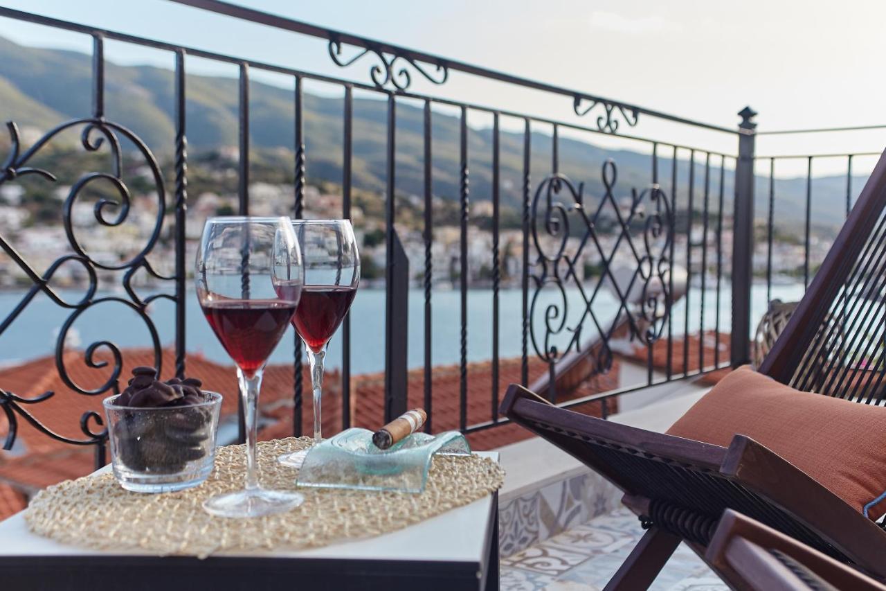 Euphoria House Poros Town Exterior foto