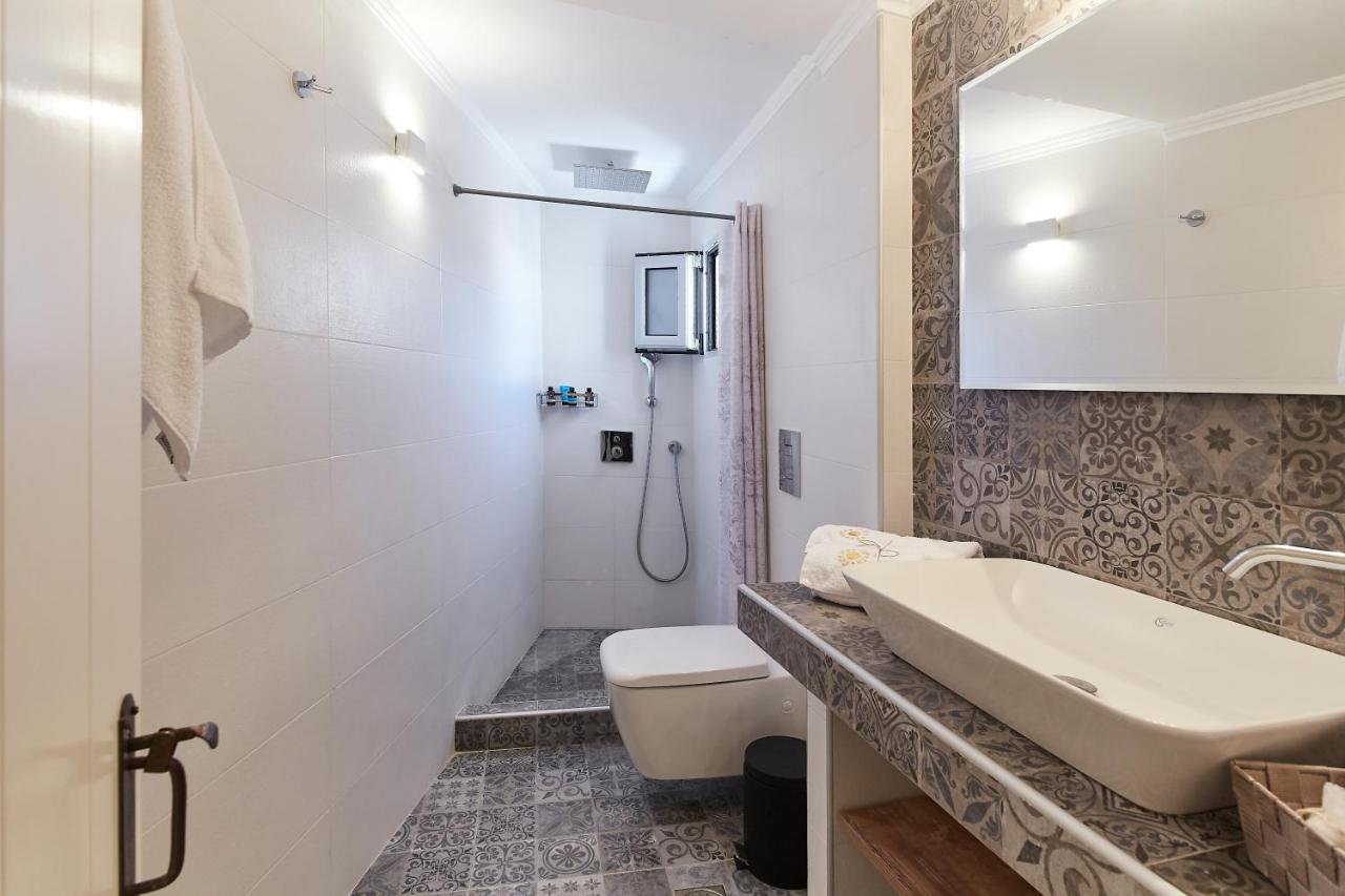 Euphoria House Poros Town Exterior foto