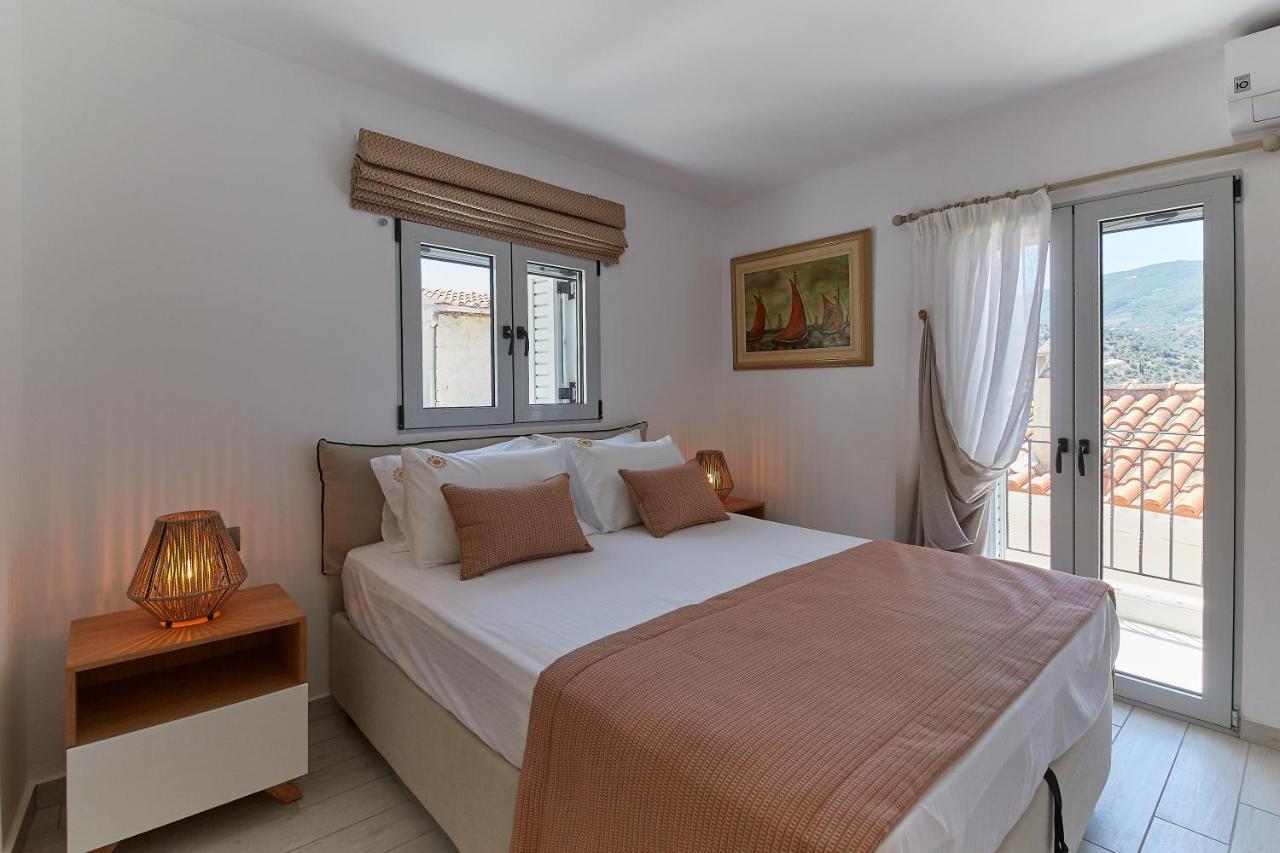 Euphoria House Poros Town Exterior foto